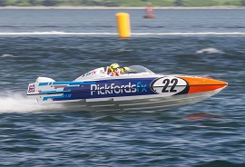 Bumpy ride for the Pickfords powerboat!