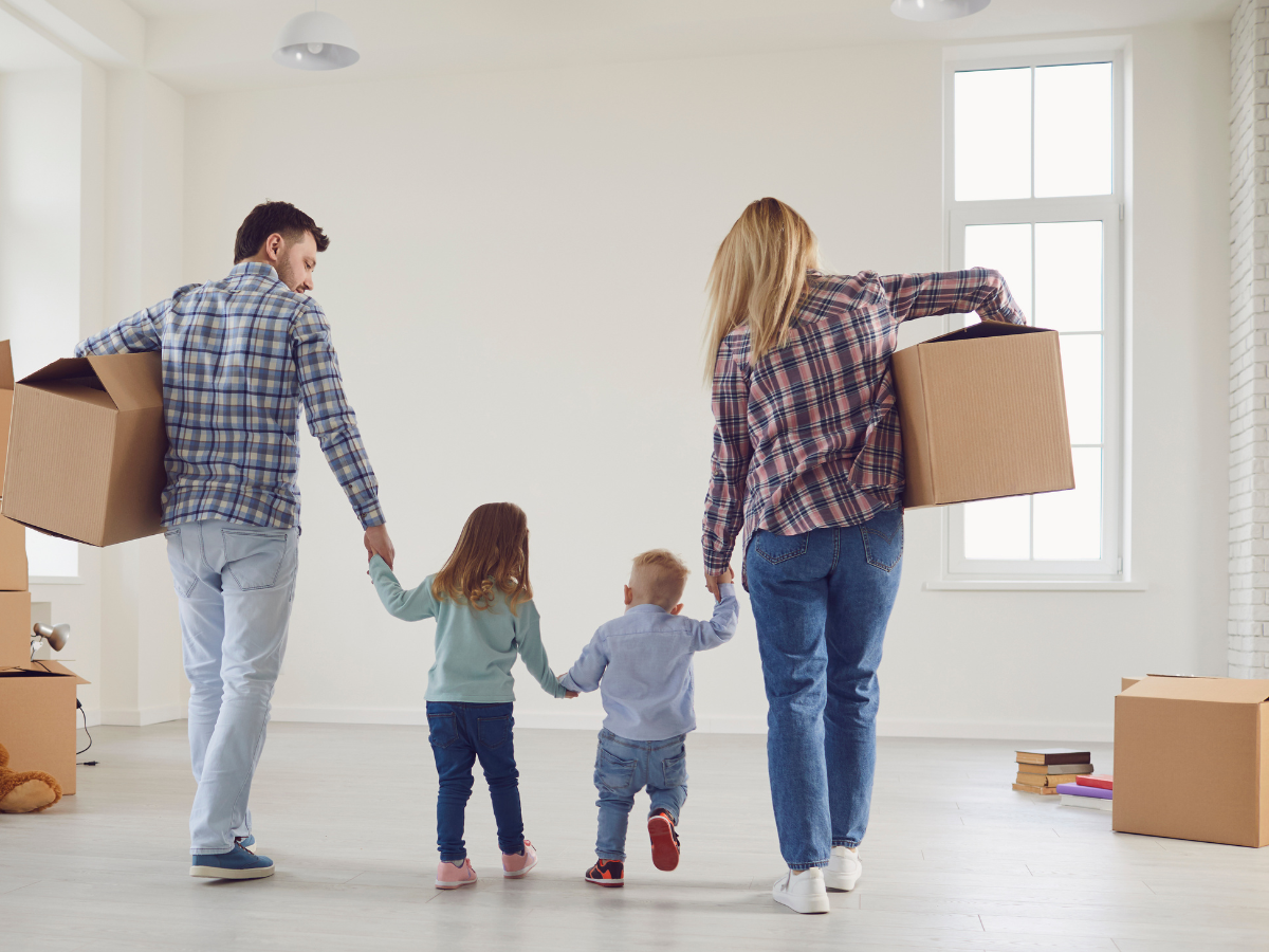 how much is the cost of moving houses in London, UK?