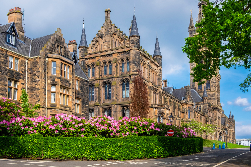Pickfords removal van on a residential street in Glasgow