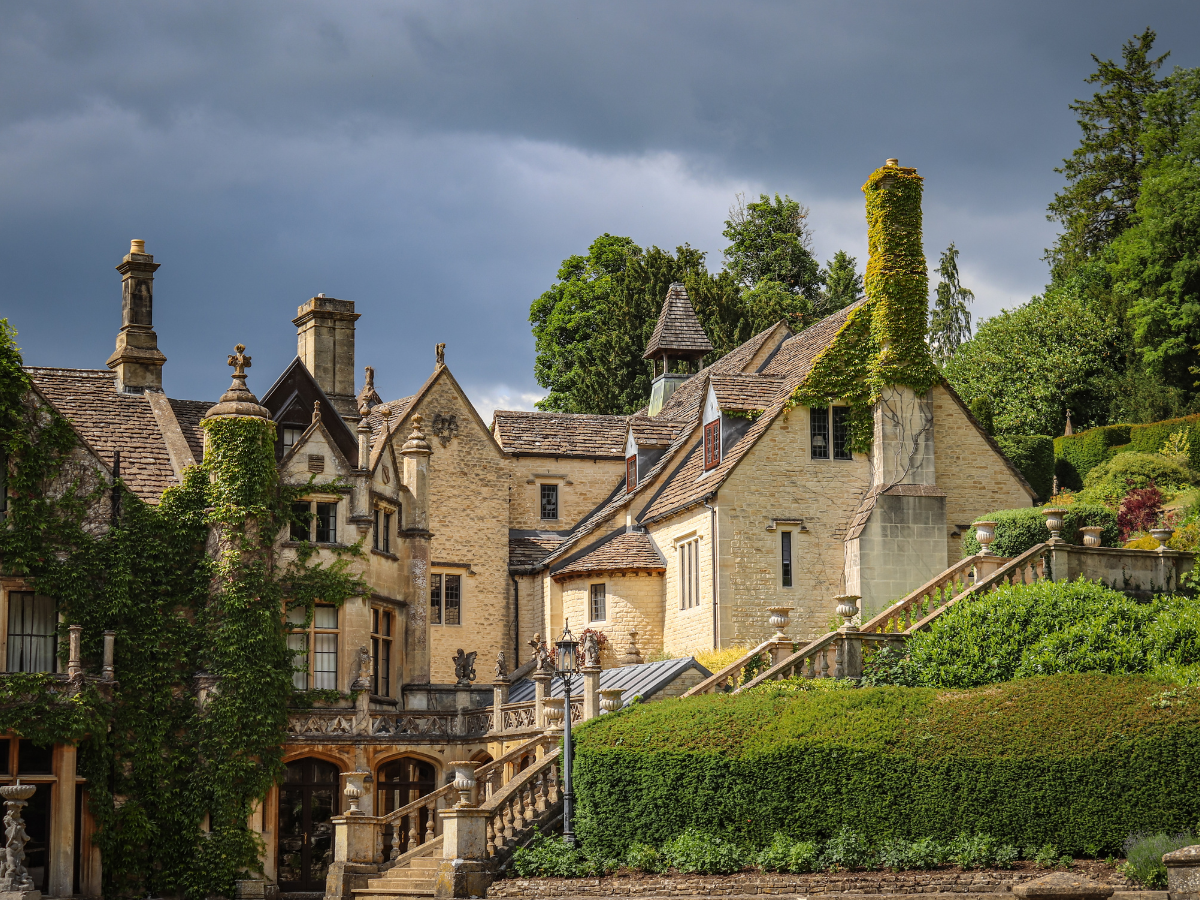 unique things to do in winter holidays in the uk