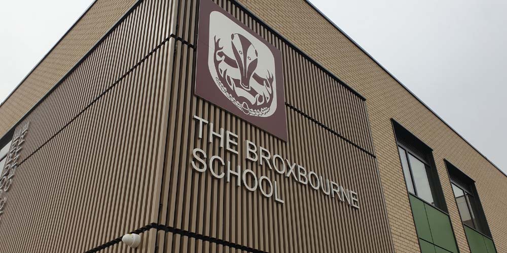 broxbourne-school-case-study-pickfords